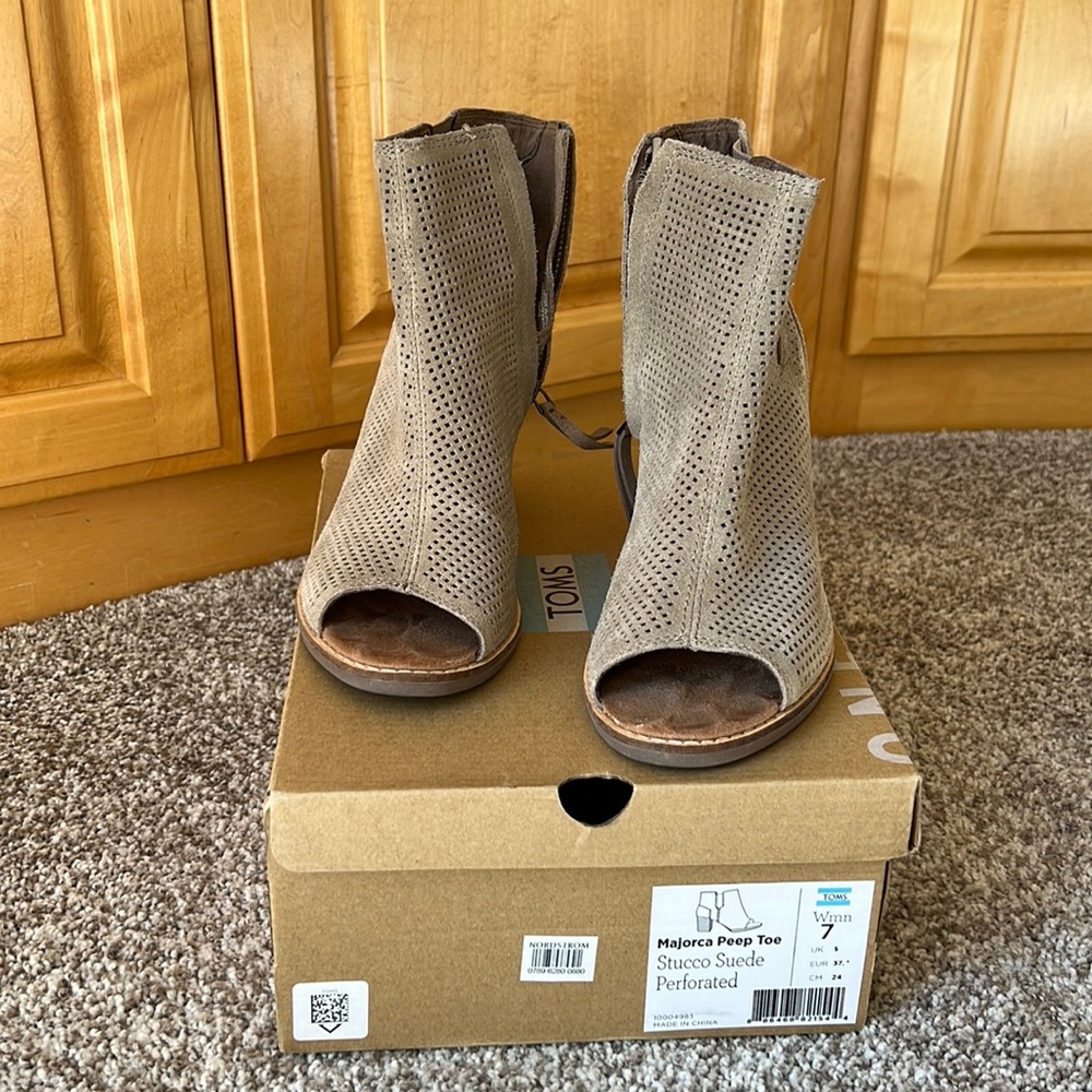 TOMS Majorca Peep Toe